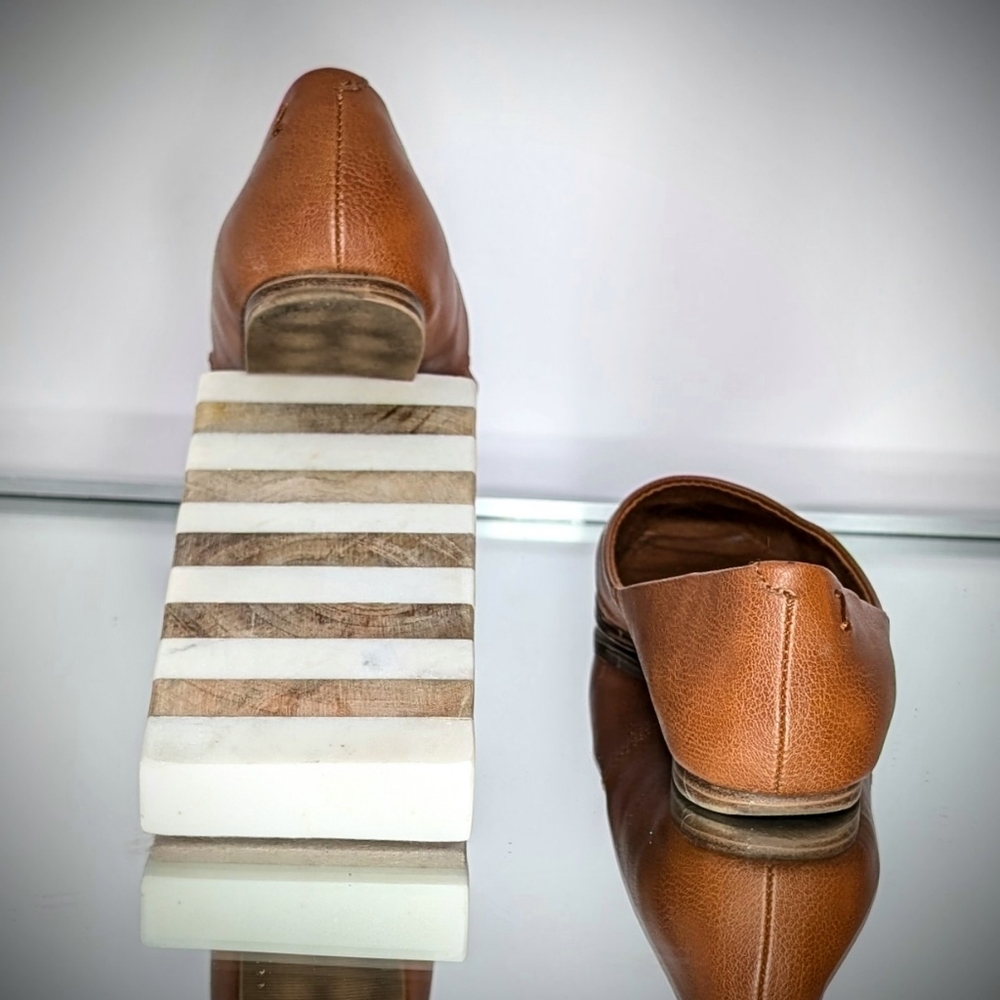 Zodiac Chic Brown Leather Flats - image 4